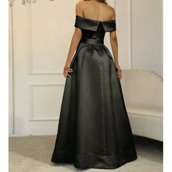 Off Shoulder Boxy Pleated Split Thigh Prom Maxi Dress Black - Picture 3 of 8